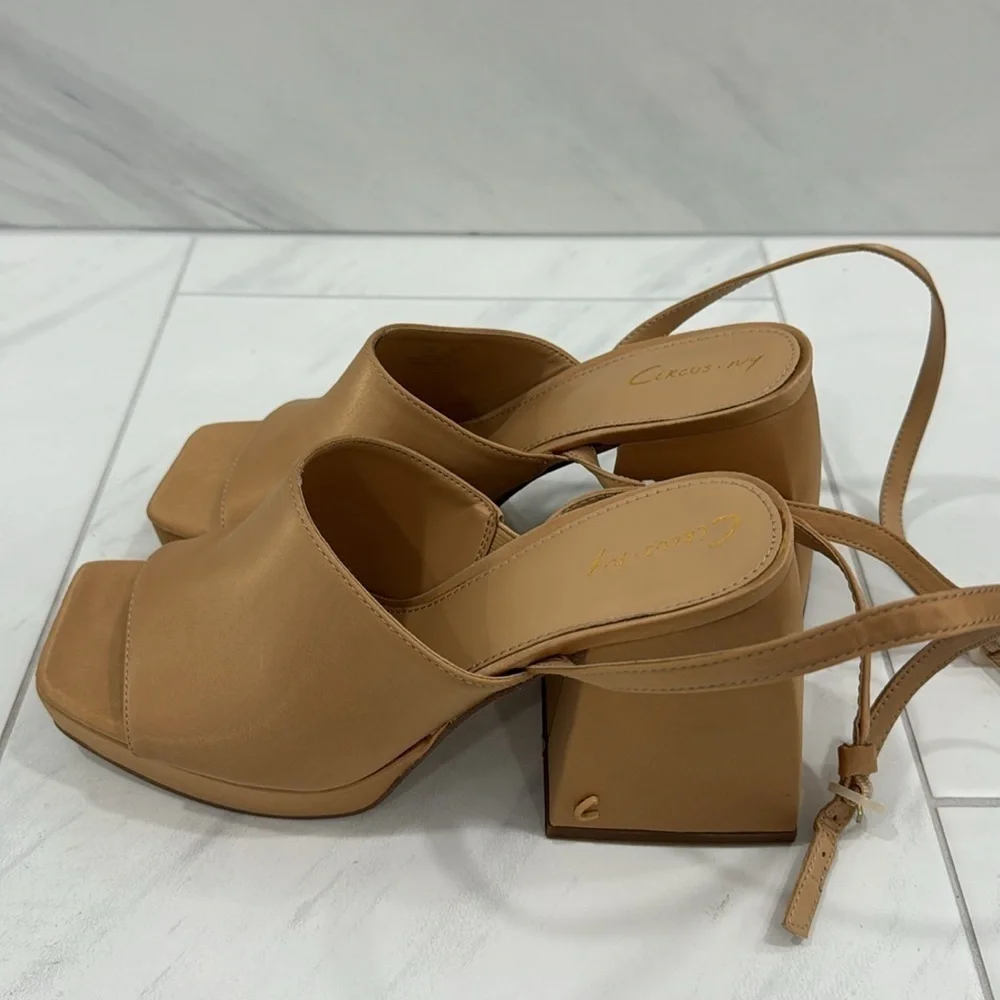 Circus by Sam Edelman Rosa Beige Miranda Platform Ankle Strap Sandal - Size 7.5